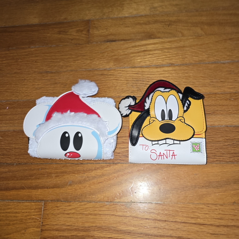 Disney Red and White Holiday Wallet Duo